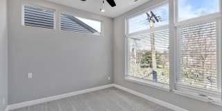 3601 Bailey Avenue Gallery 17