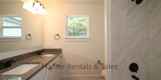 Upscale Three-bedroom Townhome! Gallery 23