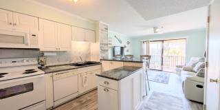 Dreamy Little River Condo — Furnished, Elevator Access, Pool & Marina Nearby! Gallery 16