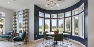 Registry at Windsor Parke Gallery 9