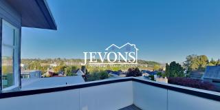 Luxury single-family home with inclusive water, sewer, and garbage Gallery 69