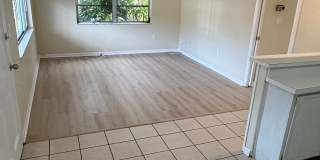 Updated 1 Bedroom Apartment Near the Beach – First Floor – Cats Welcome! Gallery 3