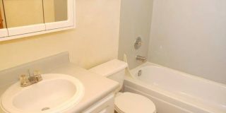 37th Street Gallery 8