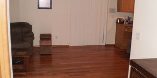 Beautiful 3 Bedroom 2 1/2 Bath Townhome in Tacoma!!! Gallery 6