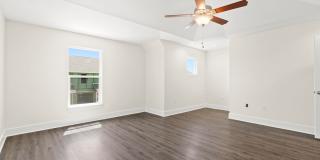 Beautifully Upgraded 3B/2.5B  Tuscan Village Townhome near Destin Harbor, Bay, and Beaches Gallery 7