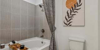 The Addison Eighty50 Gallery 10