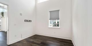 775 Juniper ST NE 605 Gallery 10