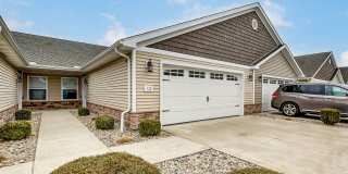 **RENT DISCOUNT SPECIAL** Victory Place Villas - 2 Bedroom, 2 Bathroom Gallery 1