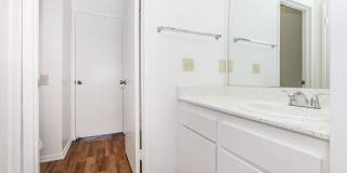 Huntington Lakes Apartments Gallery 20