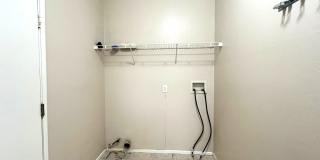 5 bed, 3 bath located in Corona CA! Gallery 37