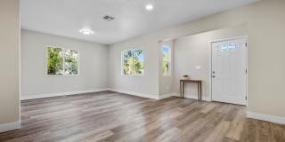 4204 51st Street - A Gallery 5