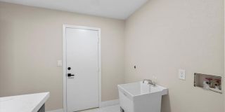 3382 Montessouri Street Gallery 38