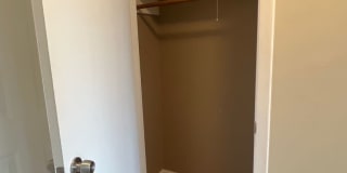 HISTORIC WAVERLY One Bedroom One Bath Condo Gallery 6