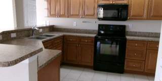 NW Spacious 3/2/2 on Saltwater Canal-Fish off the Dock! Gallery 12