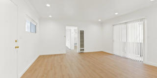 2921 Arizona Apartments Gallery 9