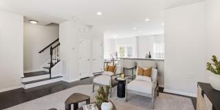 3 Bed/2.5 Bath Townhouse for RENT! Gallery 10