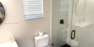 360 NW 19th Ter Gallery 14