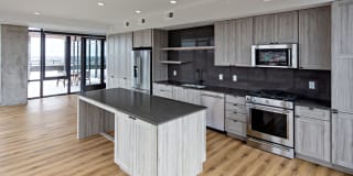 Avalon 555 President Gallery 2