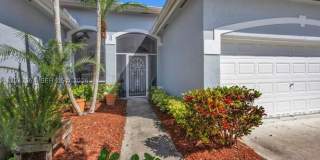 2405 SE 5th Ct Gallery 6