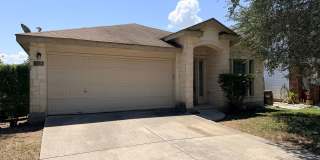 3 Bedroom in Dove Crossing / Extra Dining or Living Space / Community Pool / NBISD Gallery 1