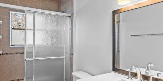 Salt Lake 5 Bedroom Home Gallery 10