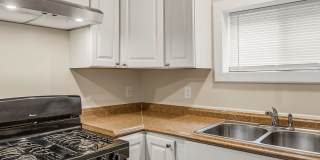 970 Euclid Street - 2 Gallery 19