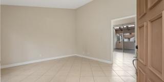 28077 Caldaro Gallery 6