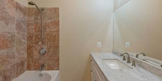 3 Story Condo w/ Loft in Bloomingdale NW!! Walking Distance to 2 Metros! Gallery 23