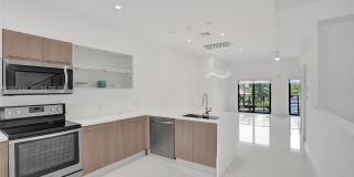 516 SE 1st Cir Gallery 13
