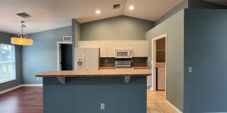 Charming 3-bedroom, 2-bath single-family home with a garage. Gallery 4