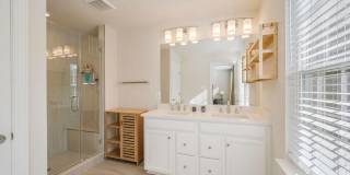10864 FOXTROT Circle Gallery 13