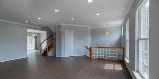 24635 KINGS CANYON Square Gallery 44