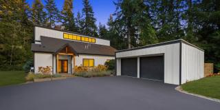 Redmond 4BD / 3BA Home with Central A/C on 3 Acres – Available Now Gallery 1
