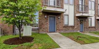 Modern 2 Bedroom Townhouse Modern 2 Bedroom Townhouse Gallery 1