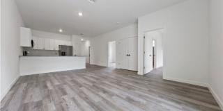 Charming 3BR Duplex in Lehigh Acres Gallery 16