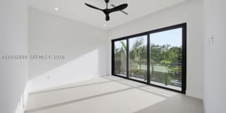 1316 NE 16th Ter Gallery 28