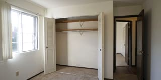 Charlton Place Gallery 16