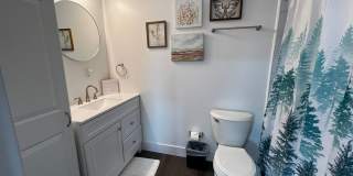Fully Furnished rental with excellent central location in North cincinnati Suburbs Gallery 48
