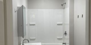 37 Magnolia Avenue Gallery 8