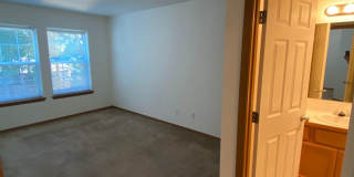 3.bd/2.5ba Townhouse in Puyallup Gallery 13