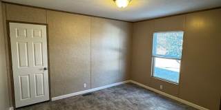Spacious Four Bedroom Home - Pet Friendly and Horses Allowed! Gallery 22