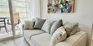 72 7th Street South - 306 Gallery 22