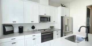 8451 Karrer Terrace Gallery 3