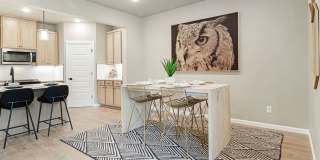 End Unit Luxury Townhome for Lease at the Courtyards at Hidden Crest - 6931 NE 132nd Way Gallery 11