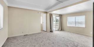 3 BR/1BA | Mobile Home |2+ Acres Gallery 3