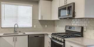 The Tradition Gallery 32