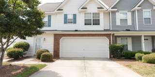 2 Bedroom, 2 Bath Home with Oversized Home Office Gallery 1
