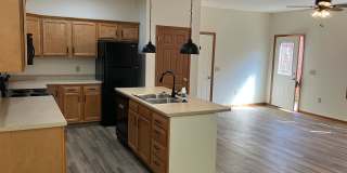 Modern & Spacious 3-Bedroom Ranch Condo – Coming mid-August 2026! Gallery 4