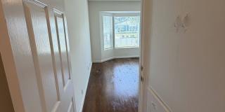 Spacious 2-Bed, 2-Bath Home in the Heart of Burbank! Gallery 26