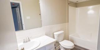 Glen Oaks Gallery 3